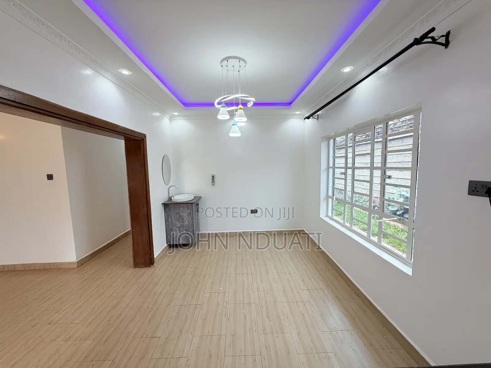 4bdrm Bungalow in Kenyatta Road for rent