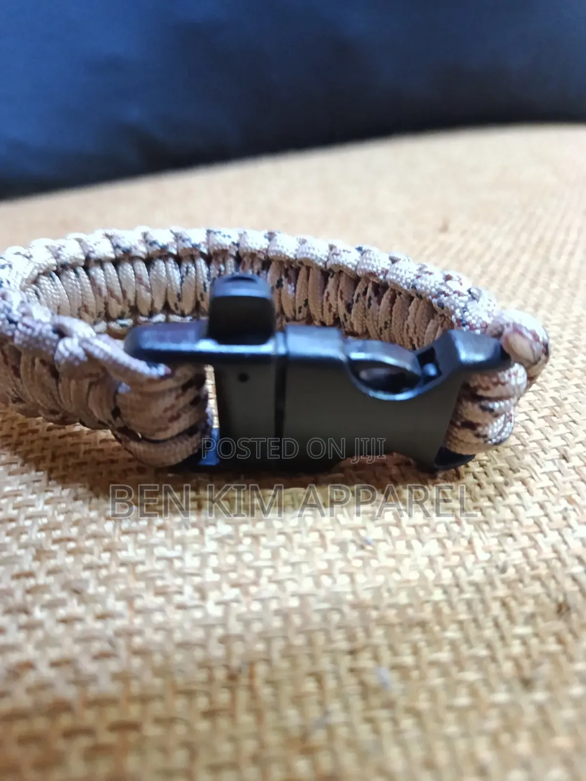 Paracord Bracelet With Whistle, Beige