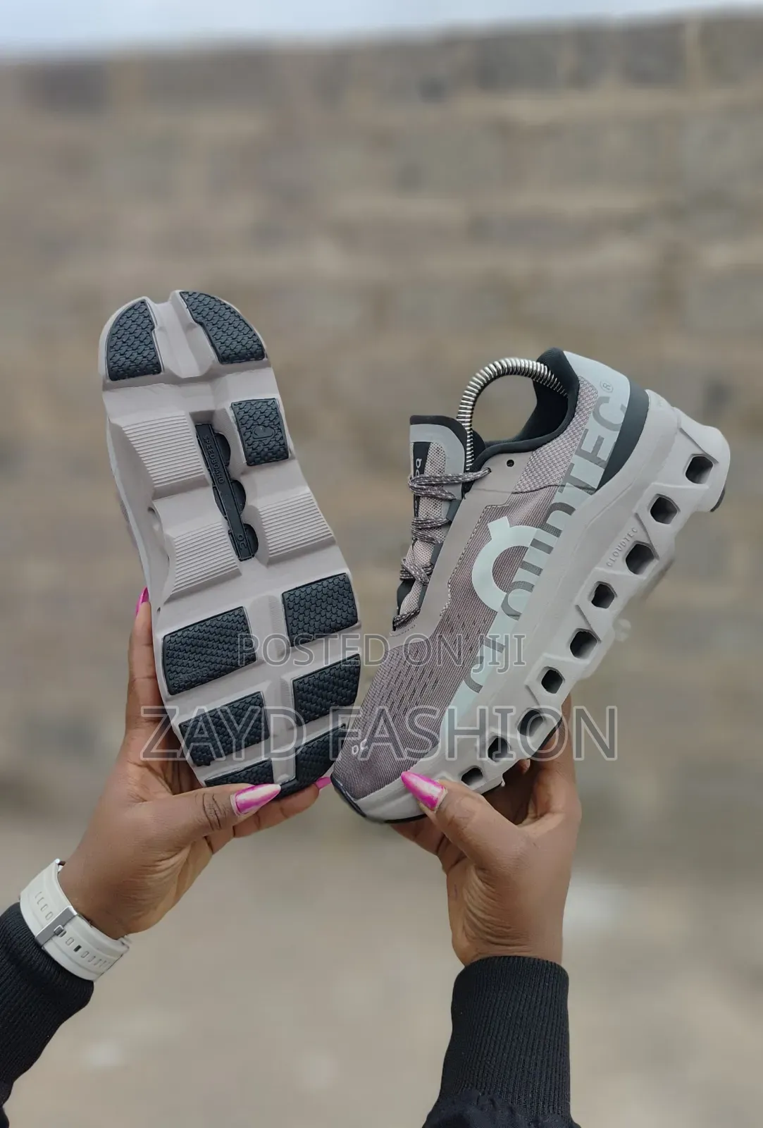 Qc Cloudmonster "Cinder Fog"
