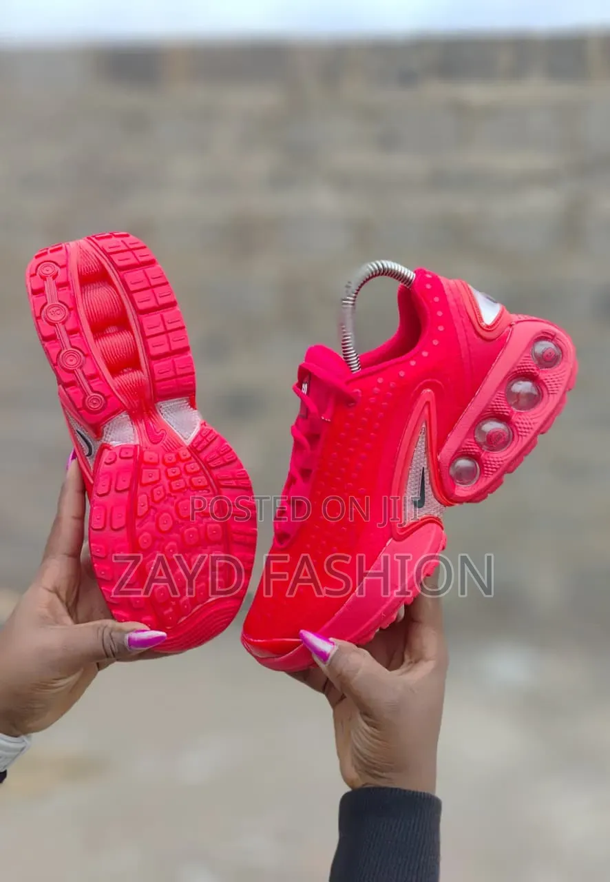 Dn Triple Red