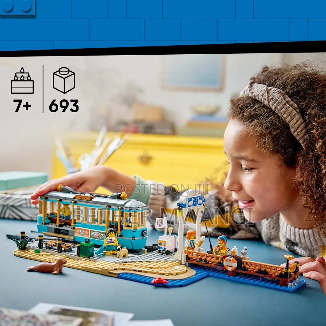 LEGO City Classic Beach Streetcar in Kenya