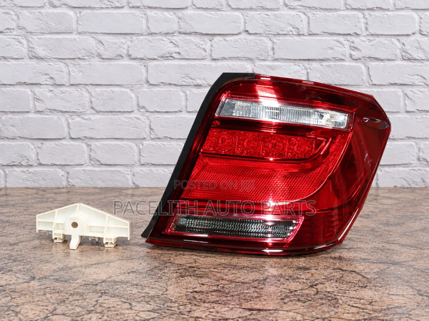 Tail Lamp / Light Toyota Axio 2015 - 2018