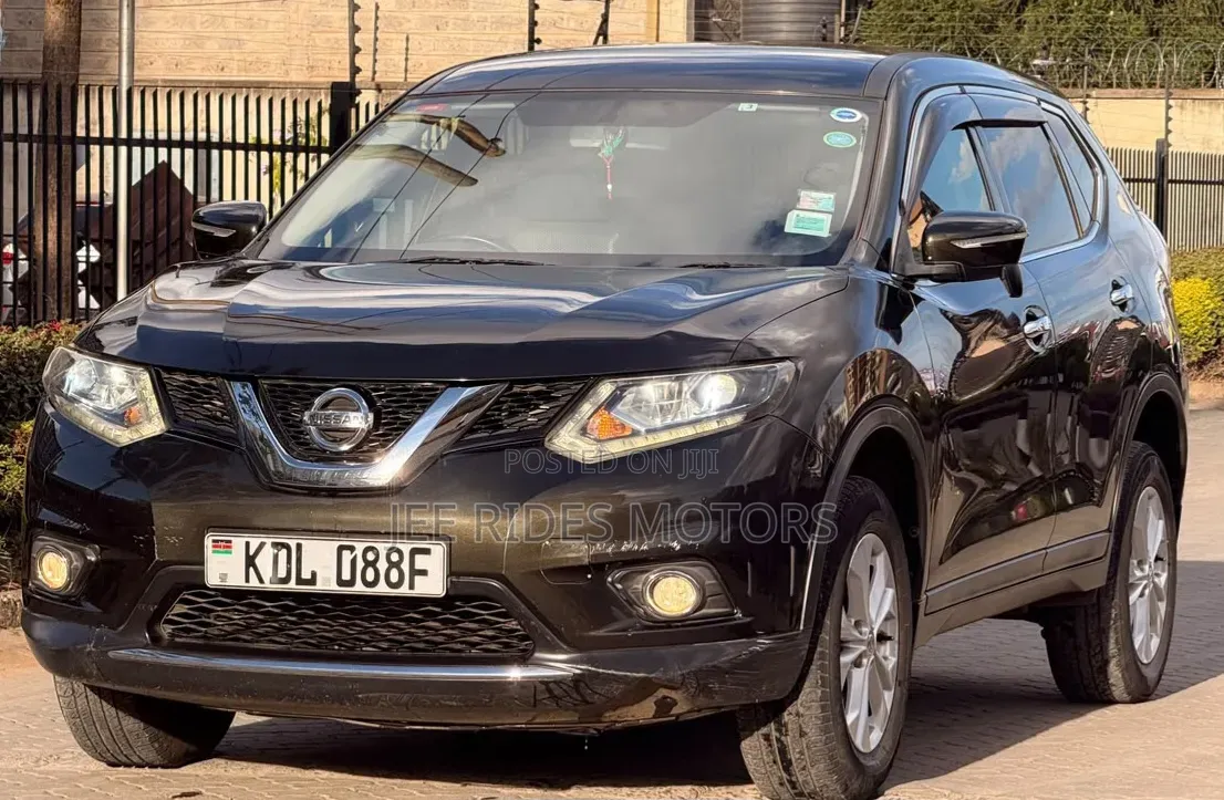 Nissan X-Trail 2015 Matt Black