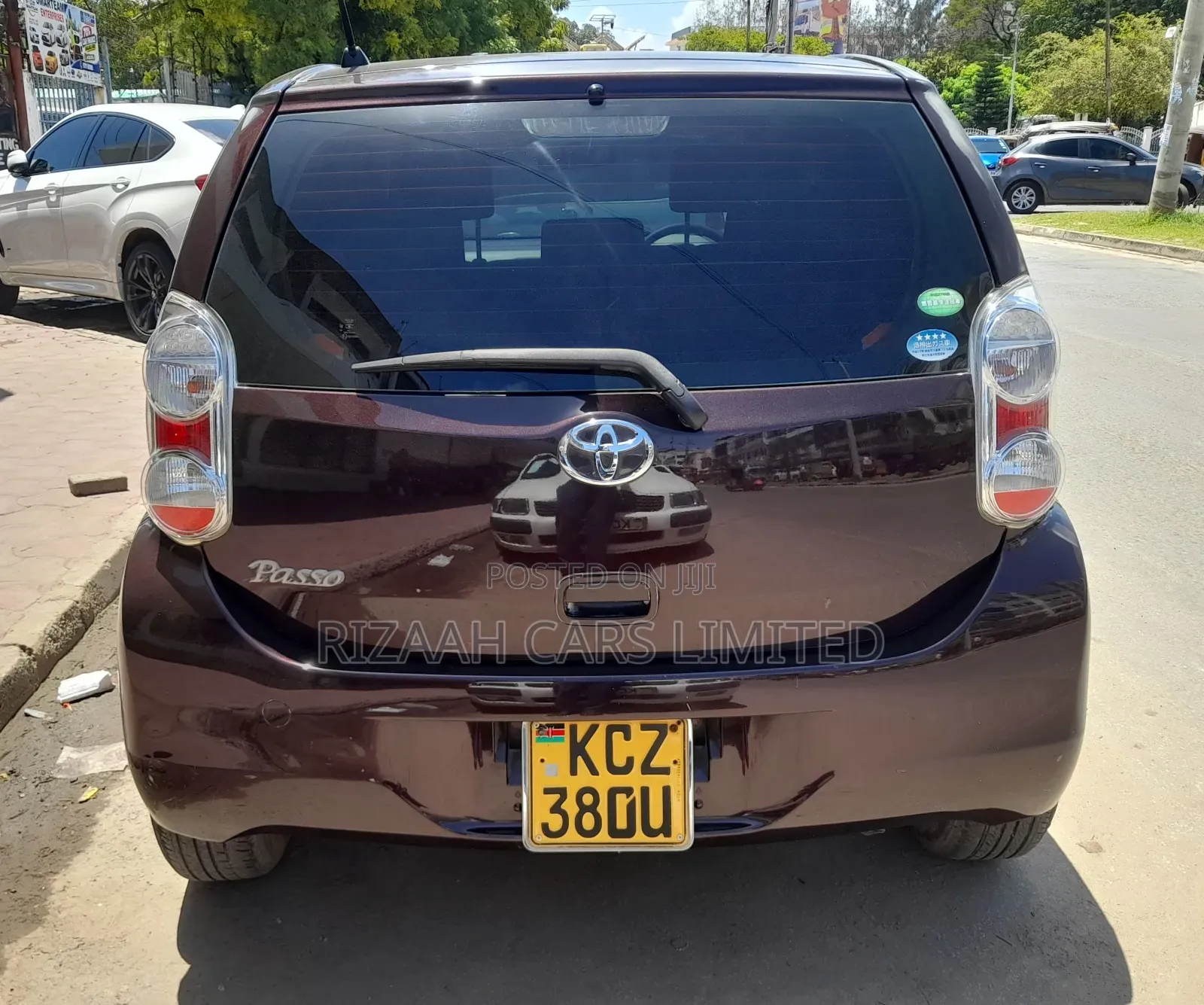Toyota Passo 2014 Maroon