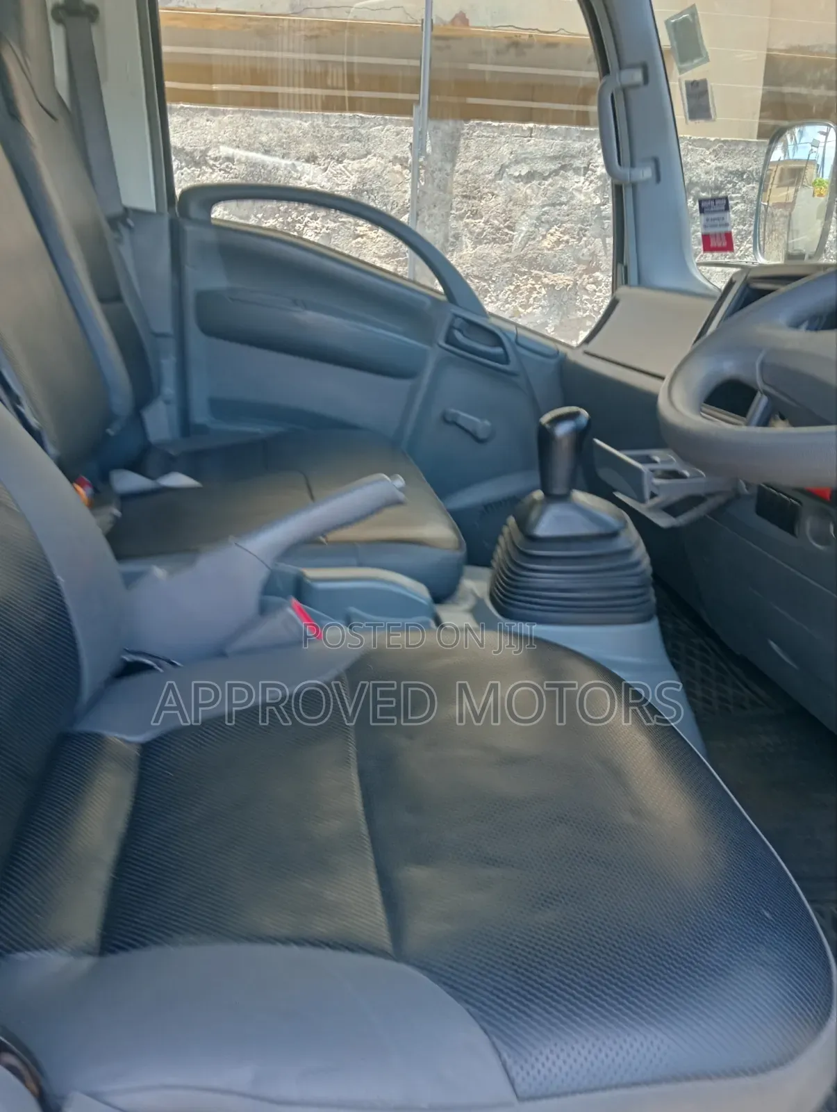 Isuzu NQR Truck 2025