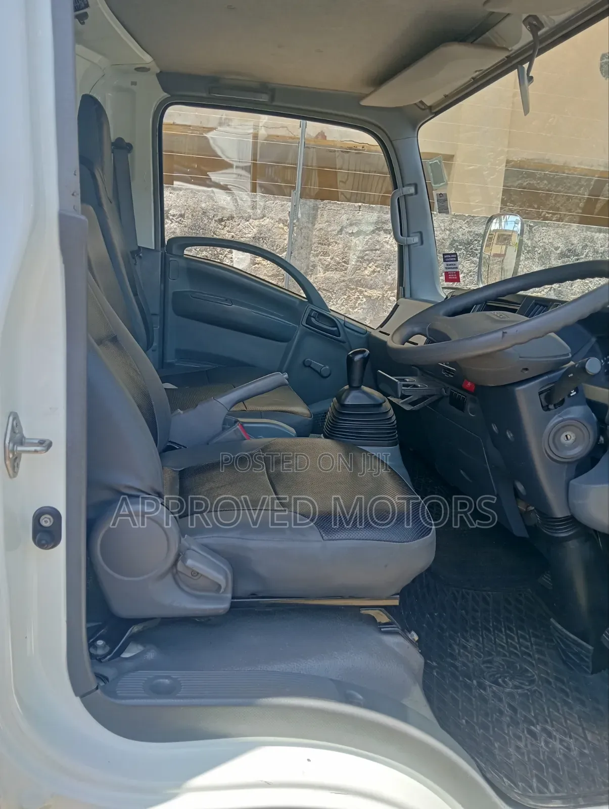 Isuzu NQR Truck 2025