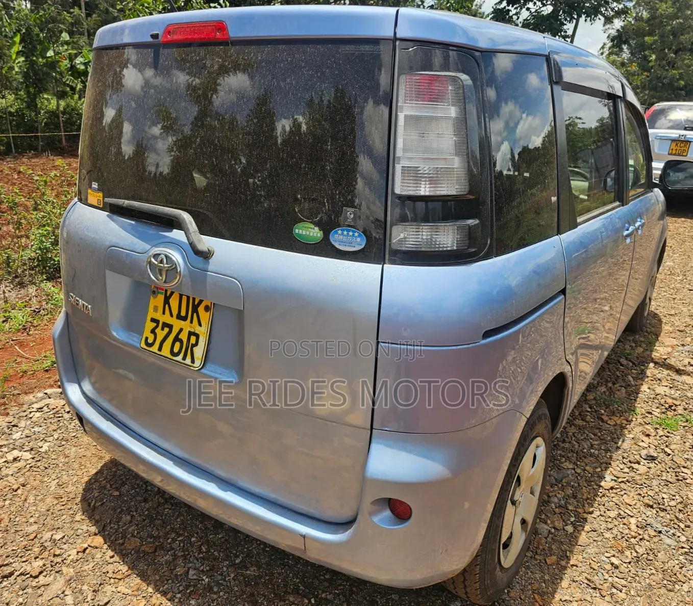Toyota Sienta 2015 Blue