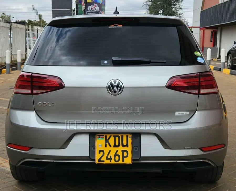 Volkswagen Golf 2018 Silver