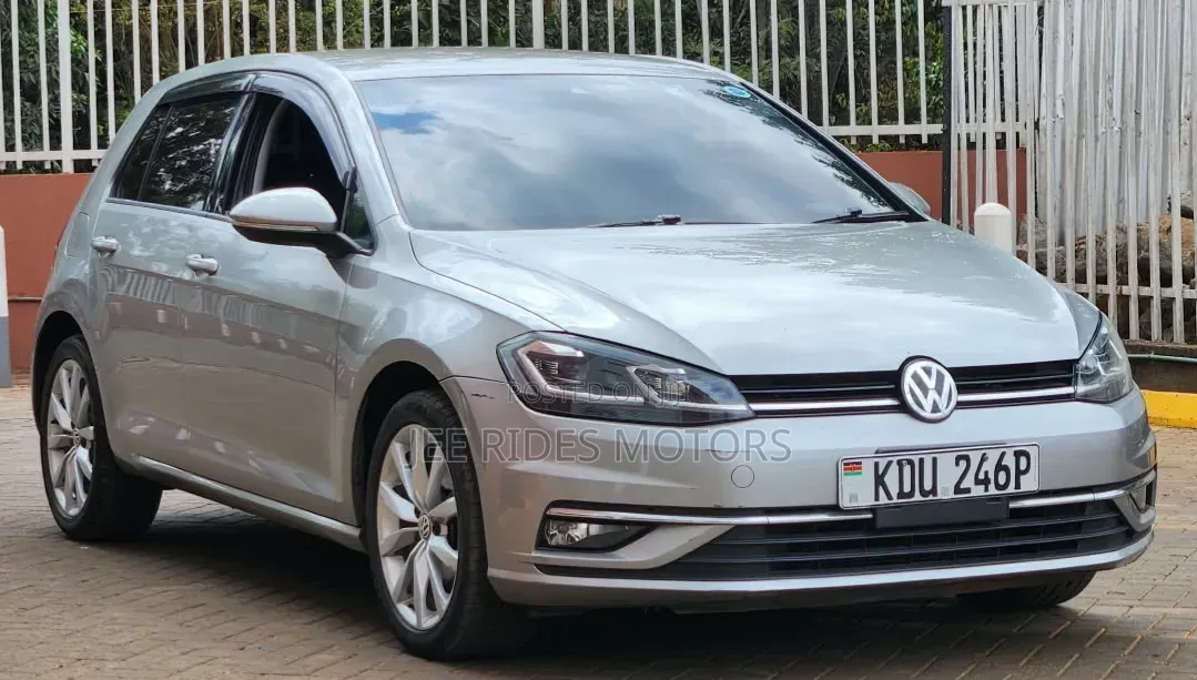 Volkswagen Golf 2018 Silver