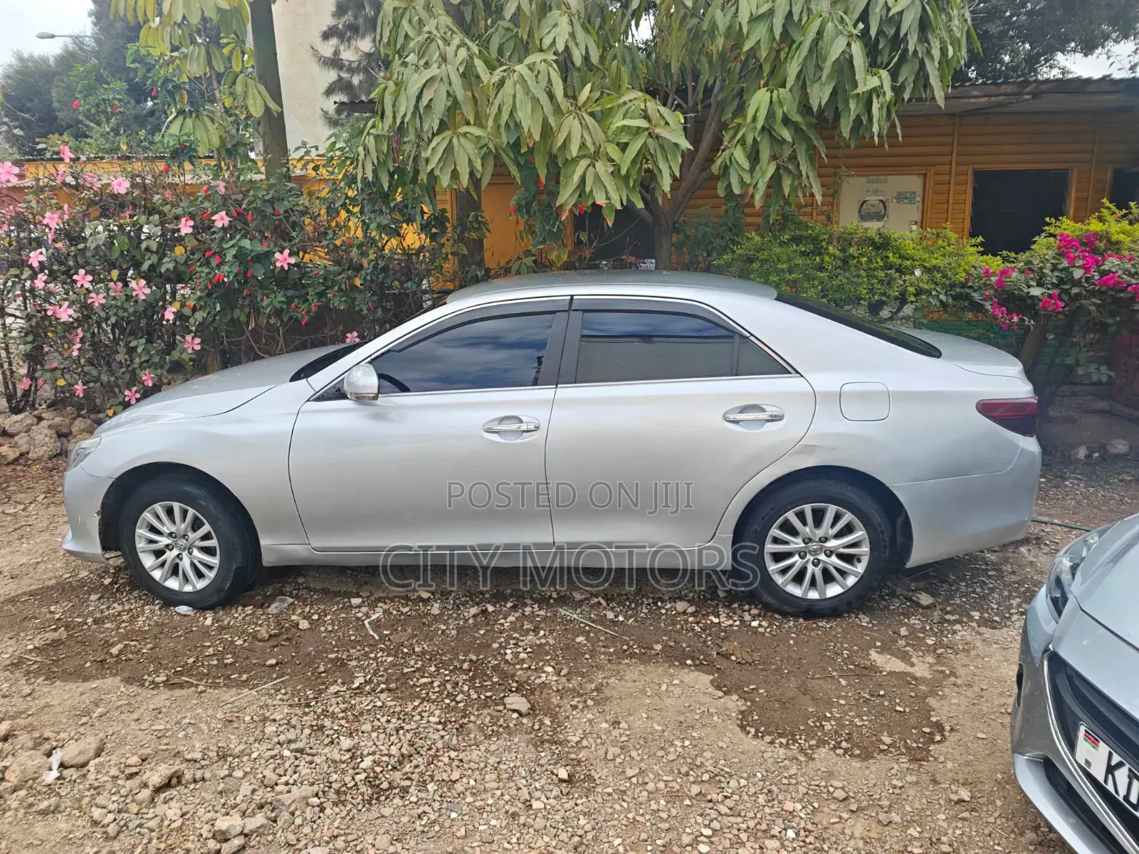 Toyota Mark X 2.5 AWD 2012 Silver