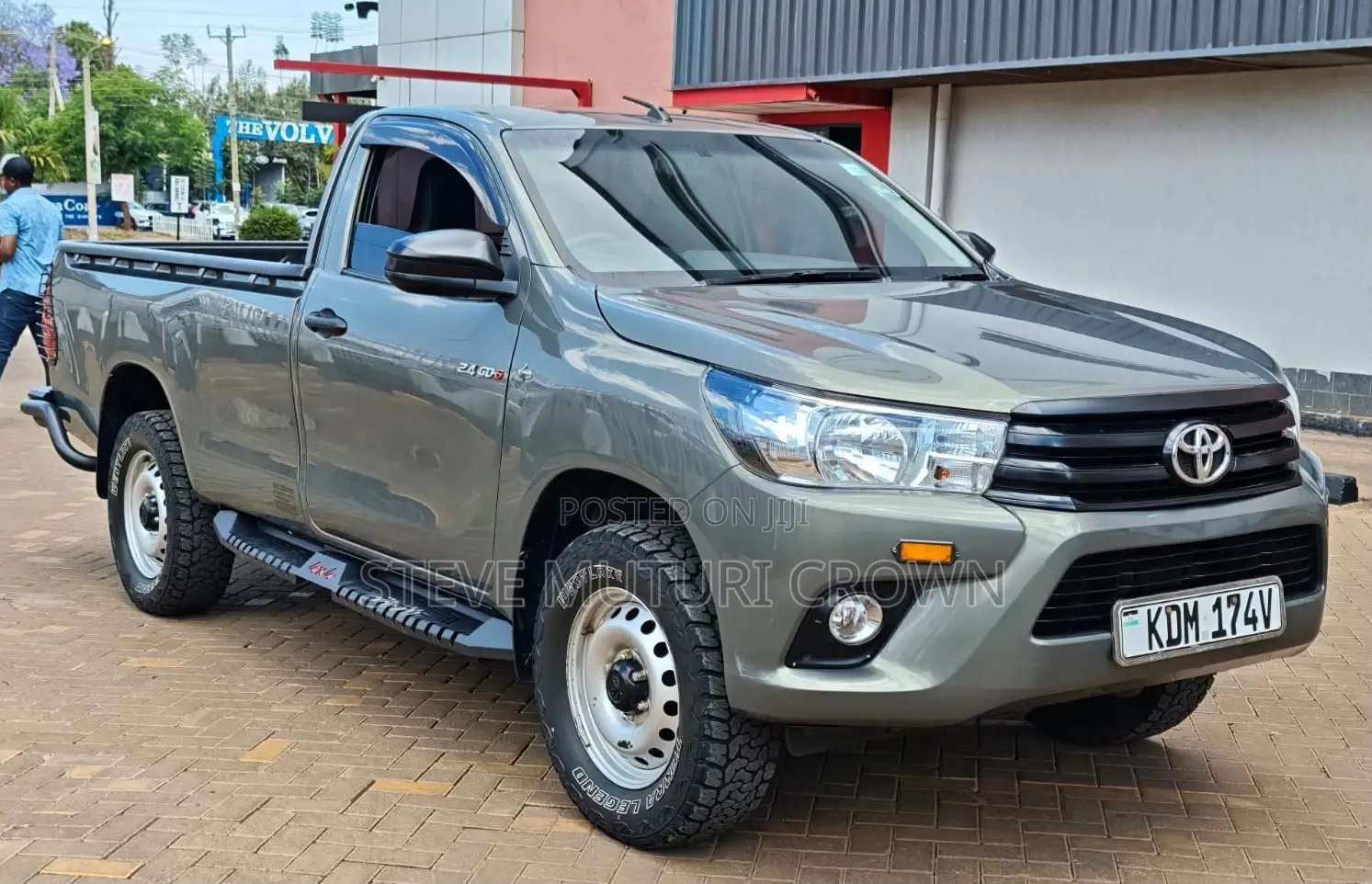 Toyota Hilux 2023 Gray