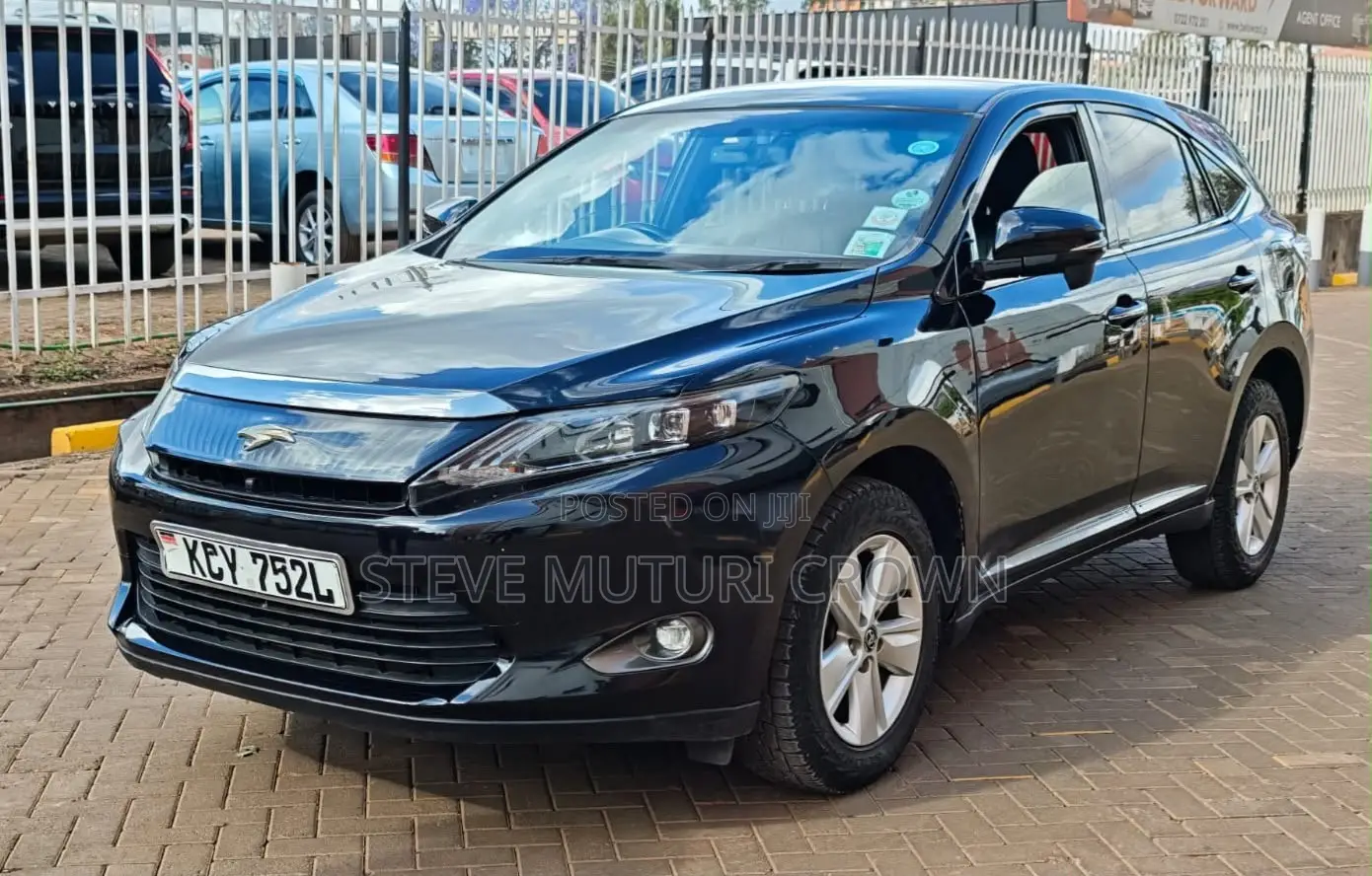 Toyota Harrier 2.0 2014 Black