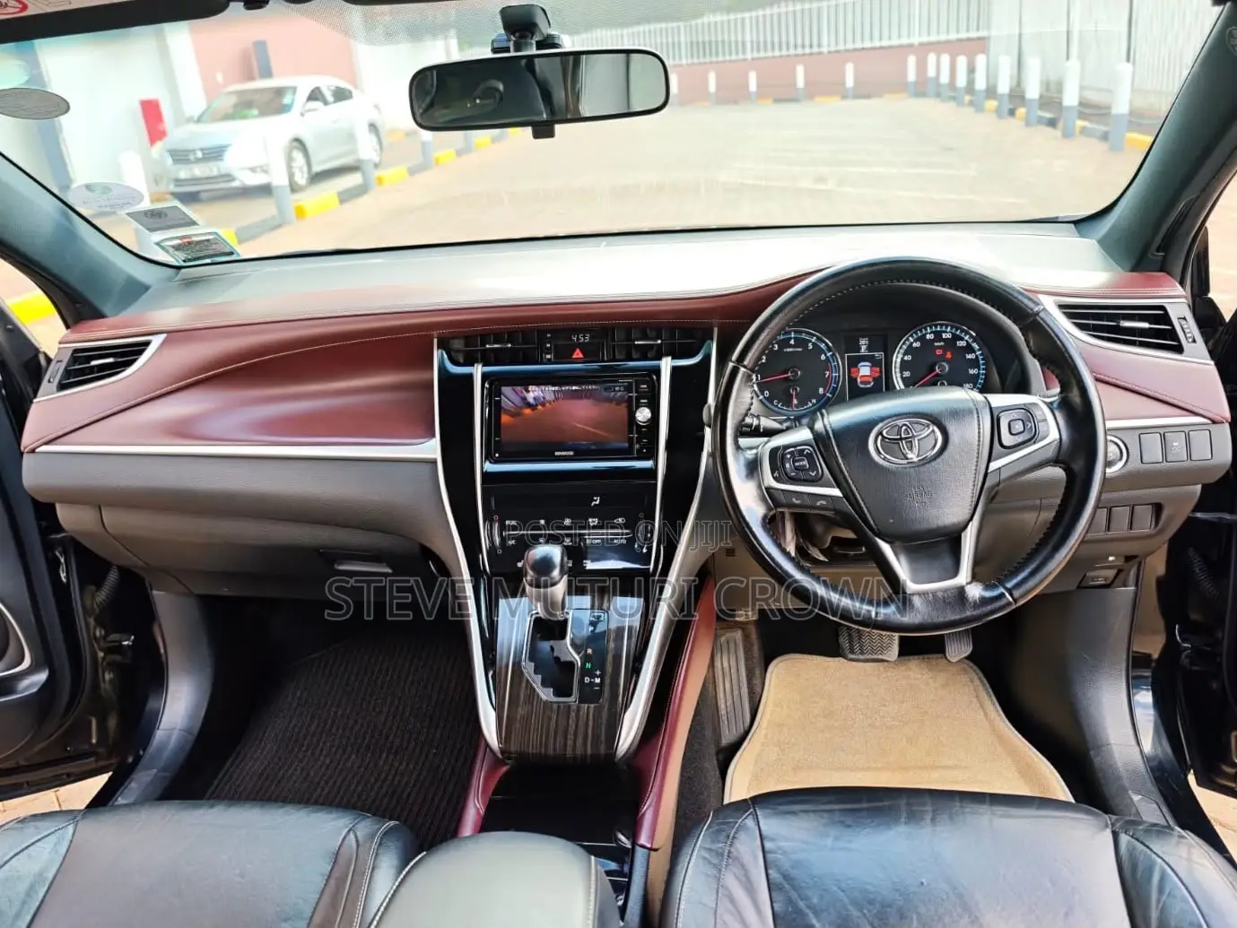 Toyota Harrier 2.0 2014 Black