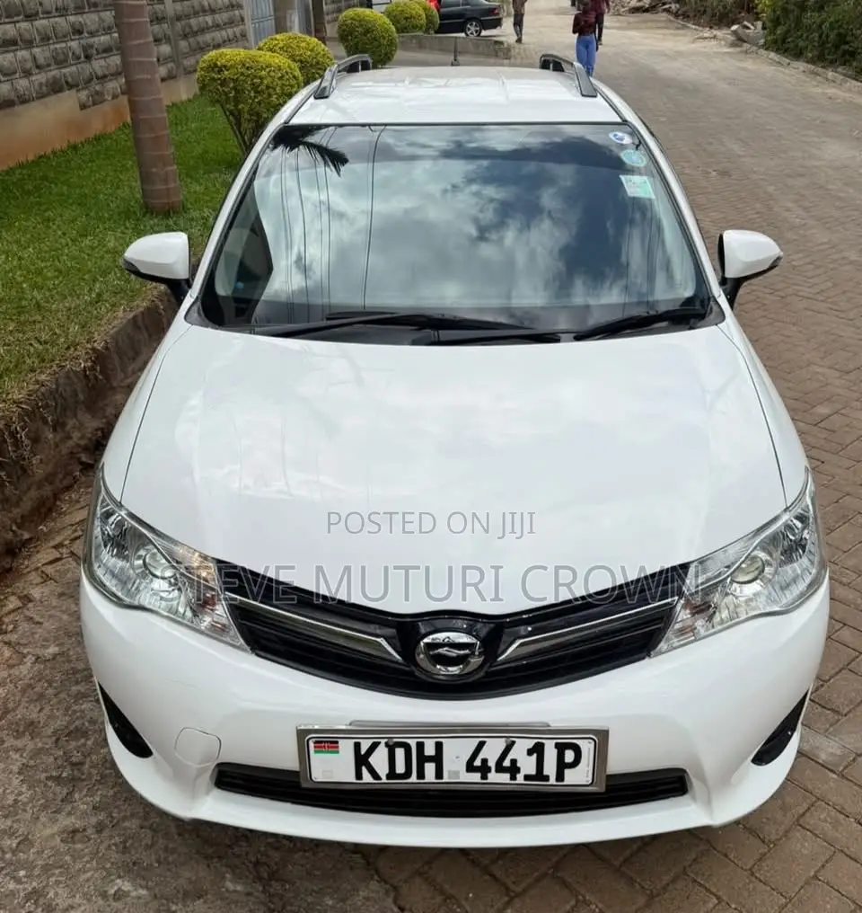 Toyota Corolla Fielder 2015 White