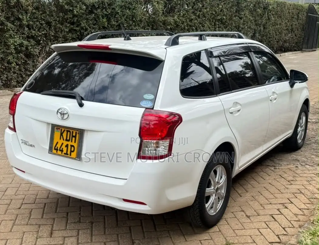 Toyota Corolla Fielder 2015 White