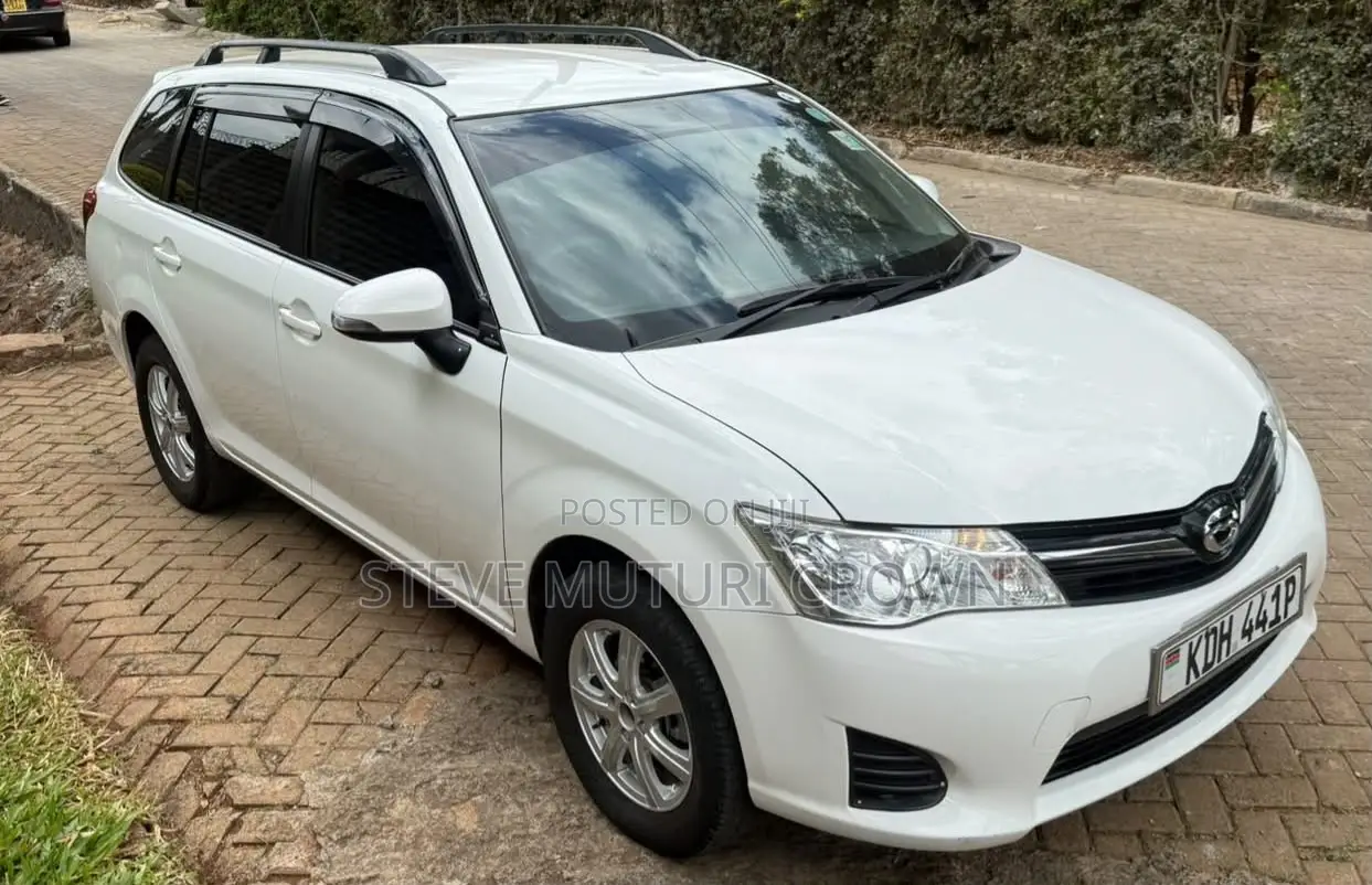 Toyota Corolla Fielder 2015 White
