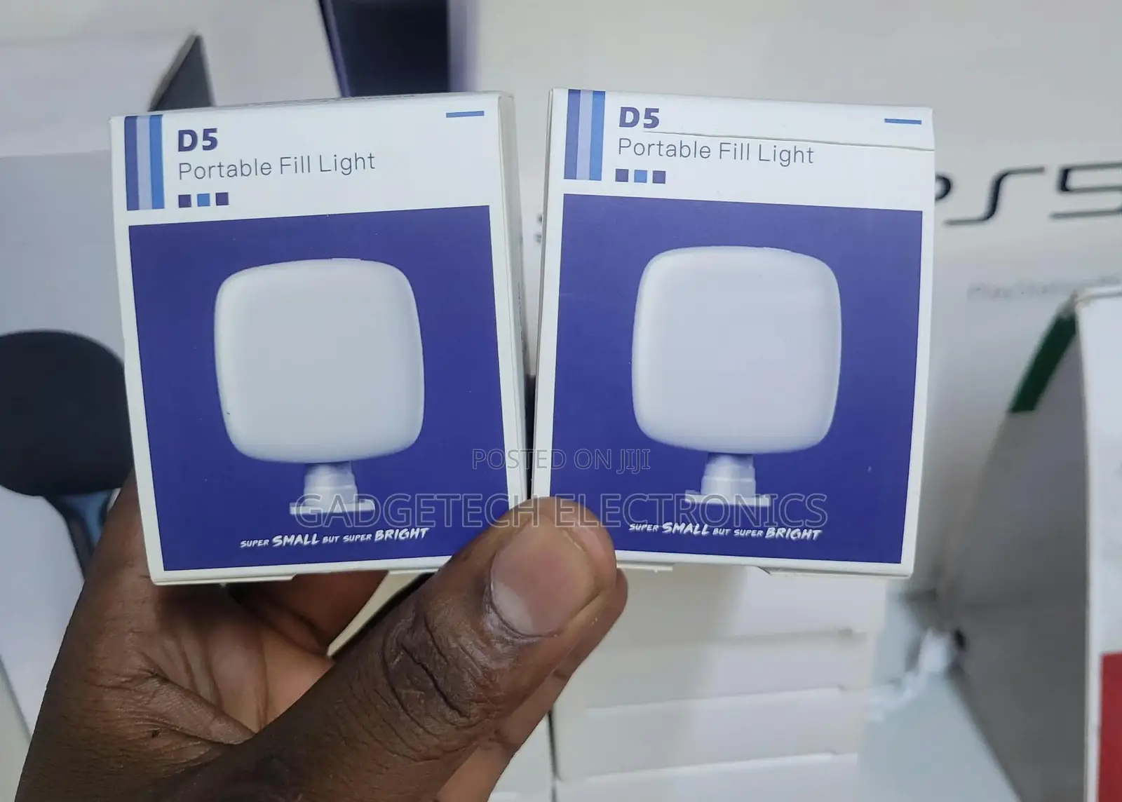 D5 Portable Fill Light