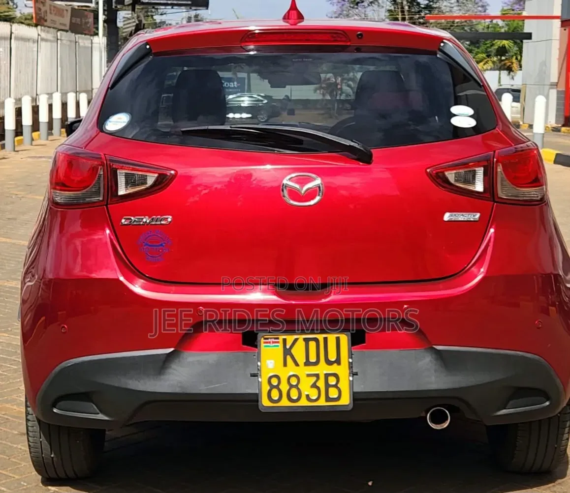 Mazda Demio 2018 Maroon