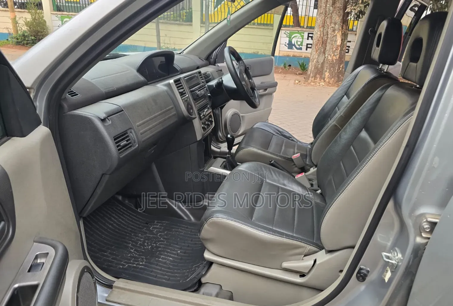Nissan X-Trail 2004 Gold