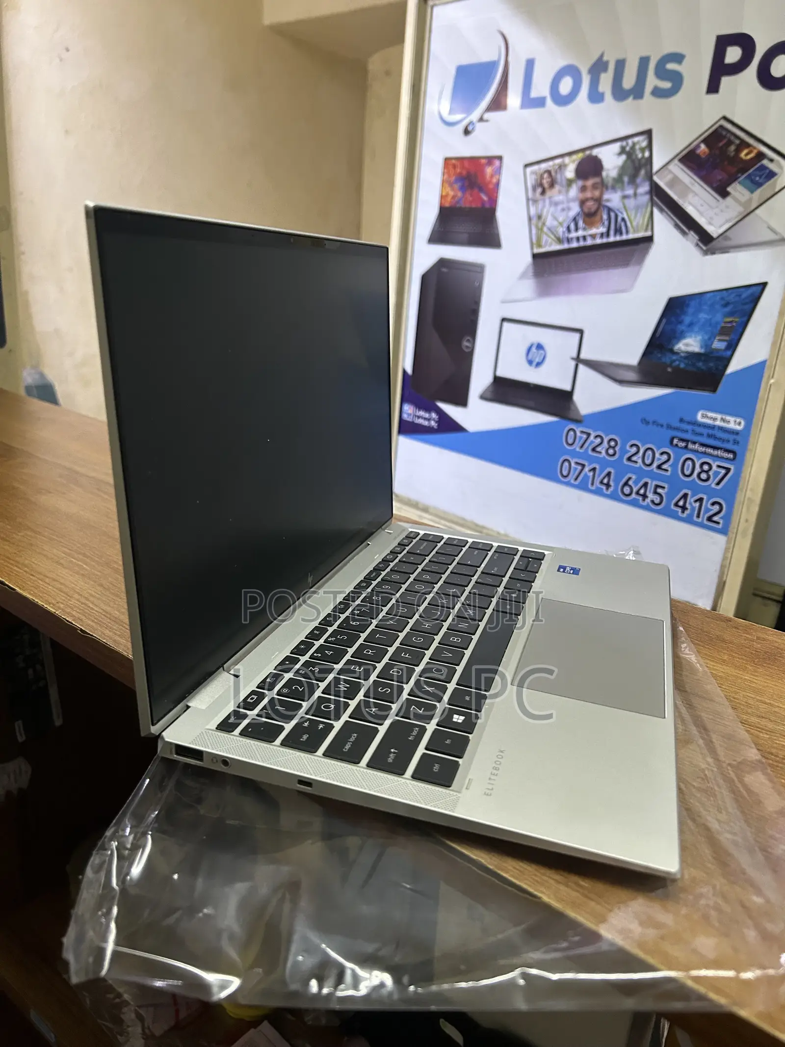 Laptop HP EliteBook 830 G8 16GB Intel Core i7 SSD 512GB