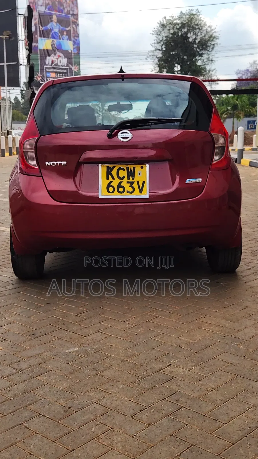 Nissan Note 1.2 Petrol 2012 Red