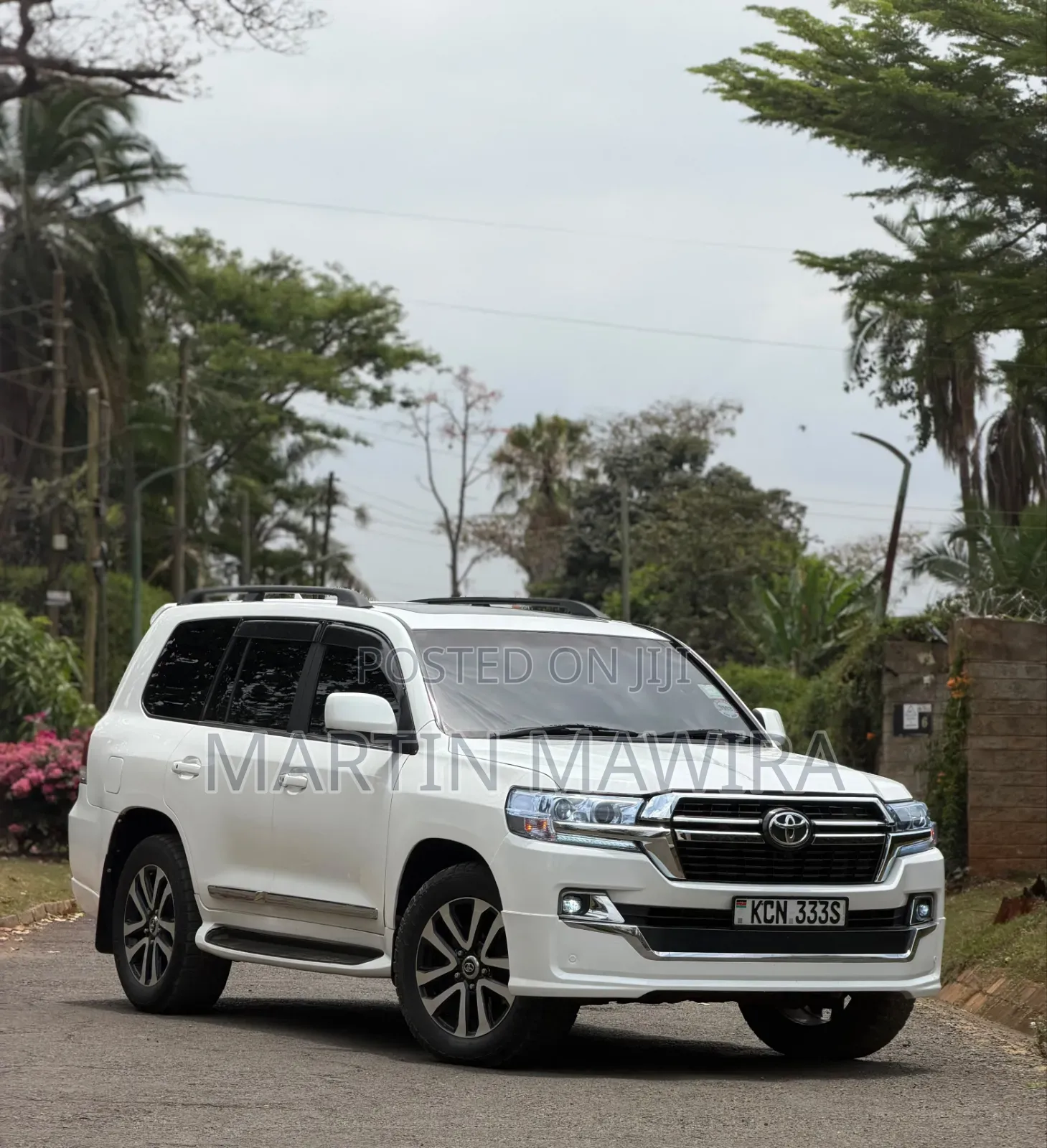 Toyota Land Cruiser Prado 2010 White
