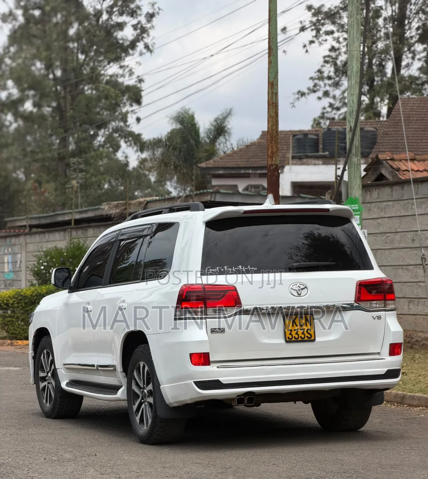 Toyota Land Cruiser Prado 2010 White