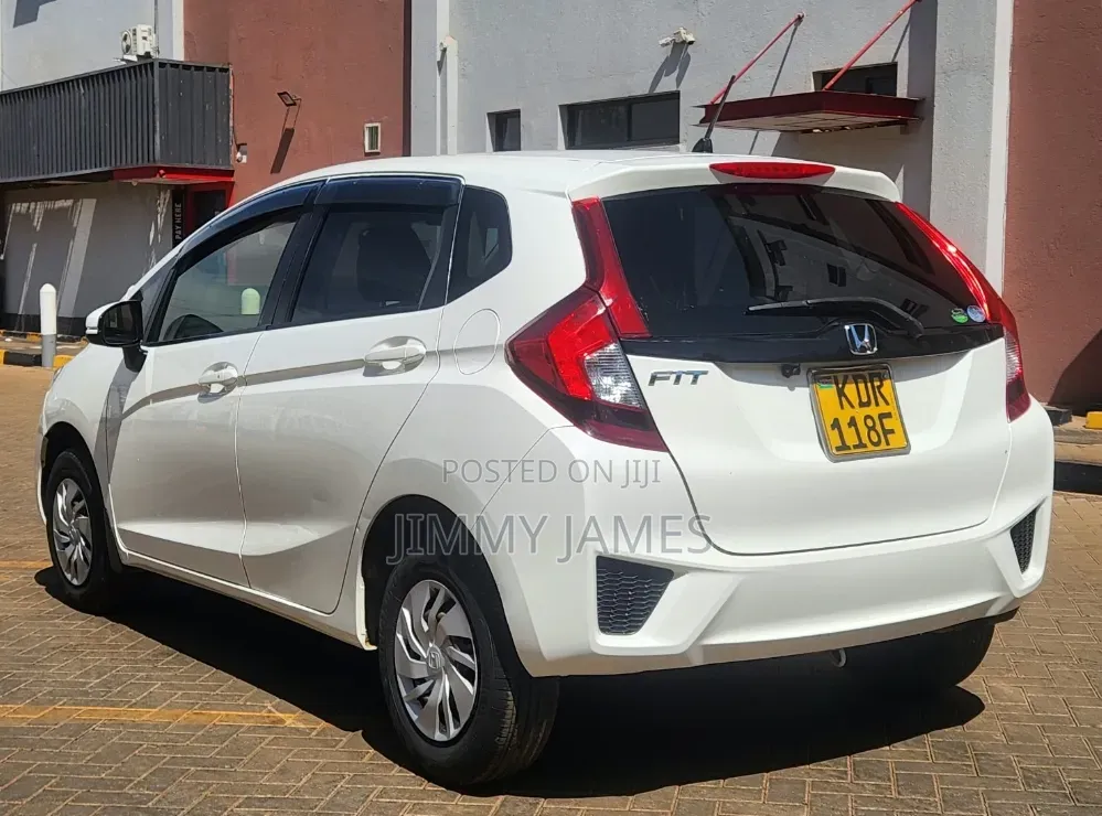 Honda Fit 2017 White