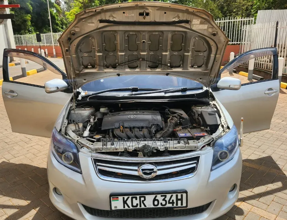 Toyota Corolla Fielder 1.5 Petrol AWD 2011 Silver