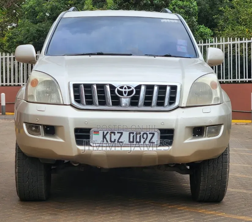 Toyota Land Cruiser Prado 3.0 D-4D 5dr 2008 Beige