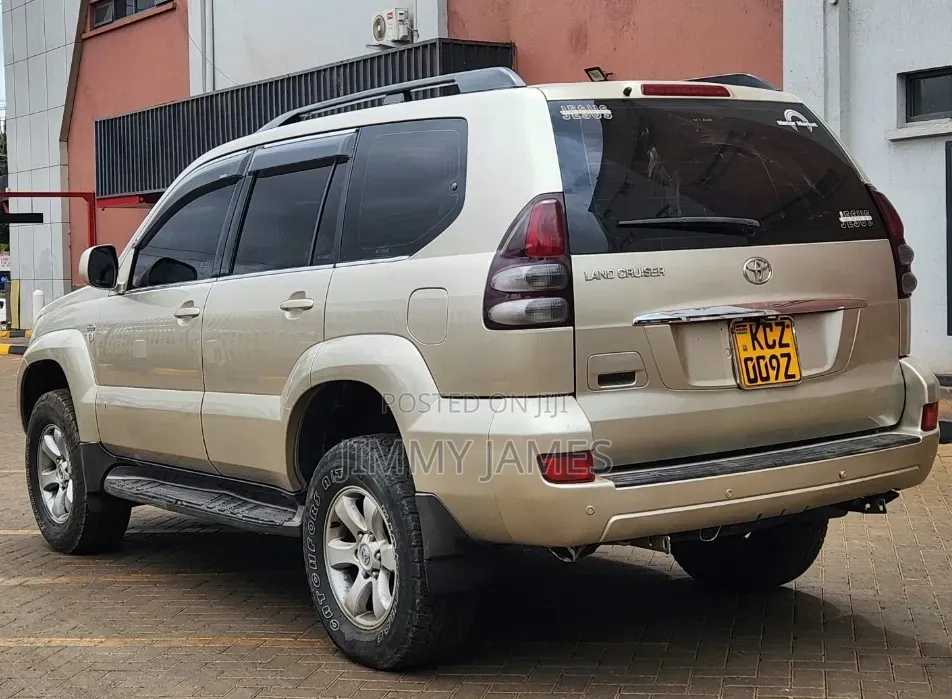 Toyota Land Cruiser Prado 3.0 D-4D 5dr 2008 Beige