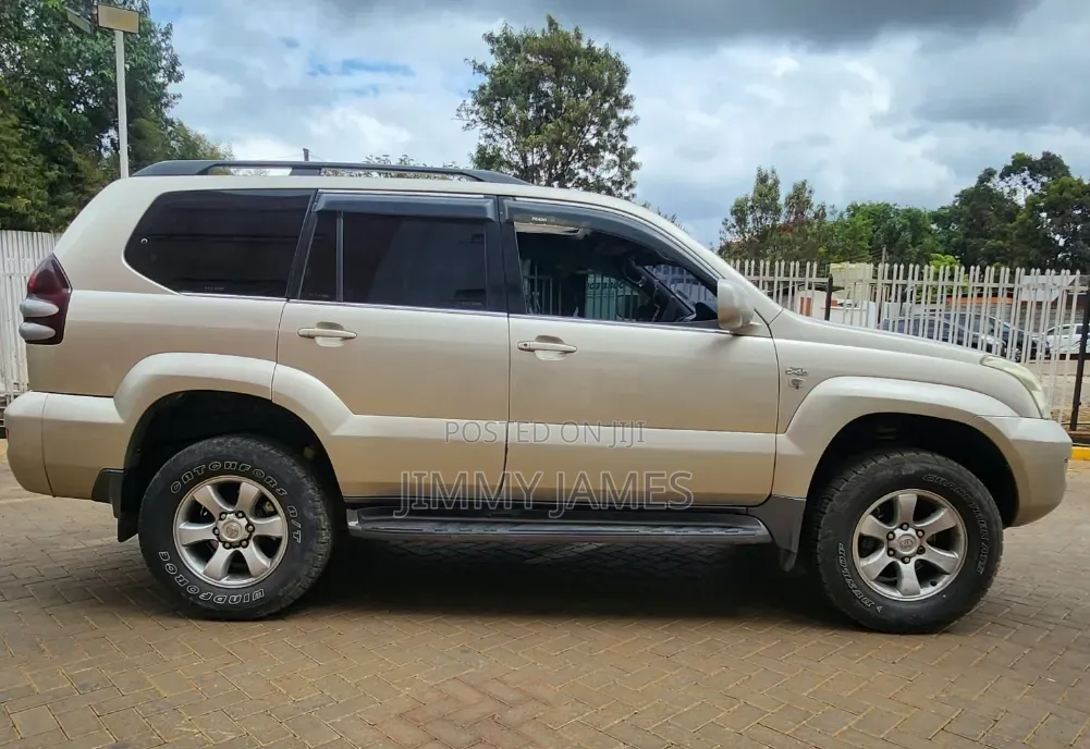 Toyota Land Cruiser Prado 3.0 D-4D 5dr 2008 Beige