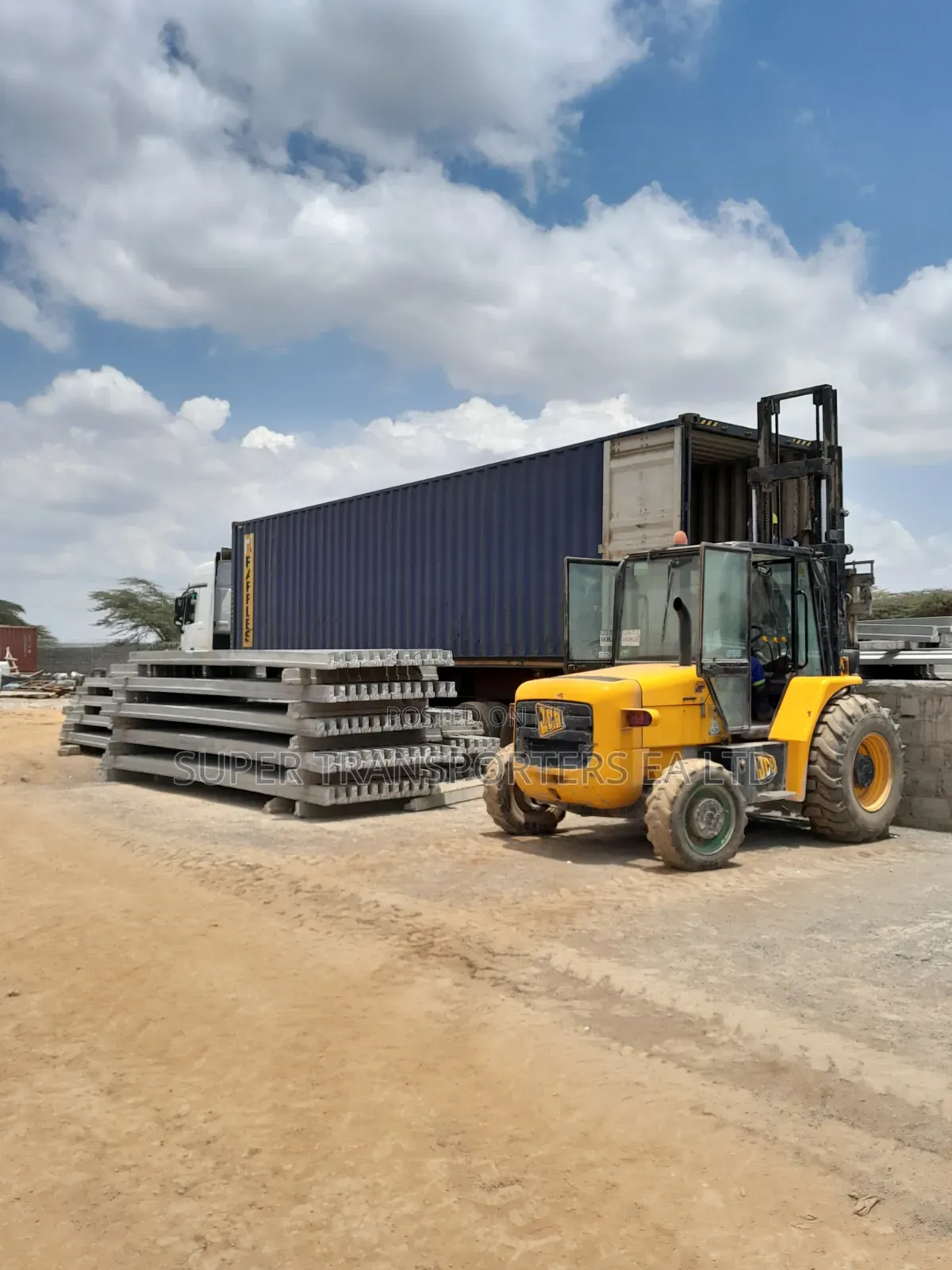 Trailers.open Top,closed body.skeleton or Flatbed.30 T.