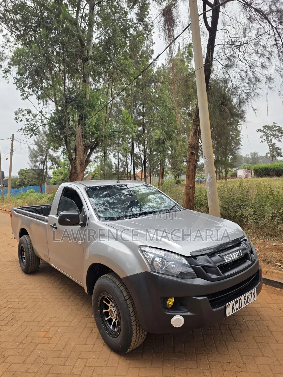 Isuzu D-MAX 2015 Silver