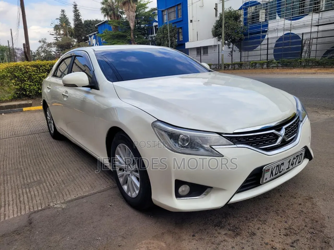 Toyota Mark X 2014 Ivory