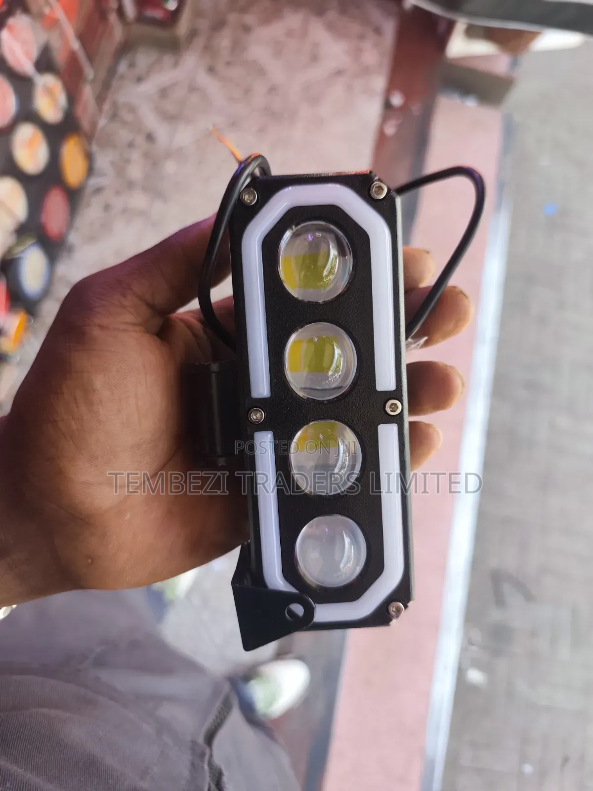 Heavy Duty 4-Led Pod Auxiliary Light With White DRL Halo Ring