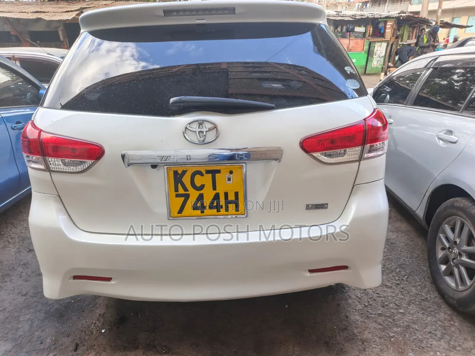 Toyota Wish 2012 White