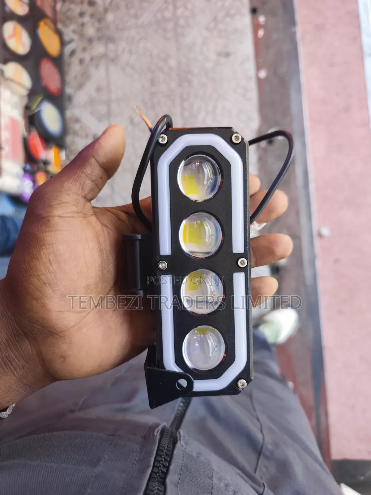 Heavy Duty 4-Led Pod Auxiliary Light With White DRL Halo Ring