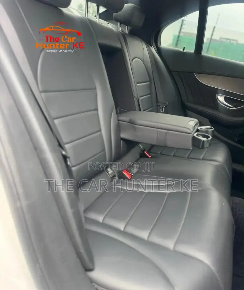 Mercedes-Benz C200 2016 White