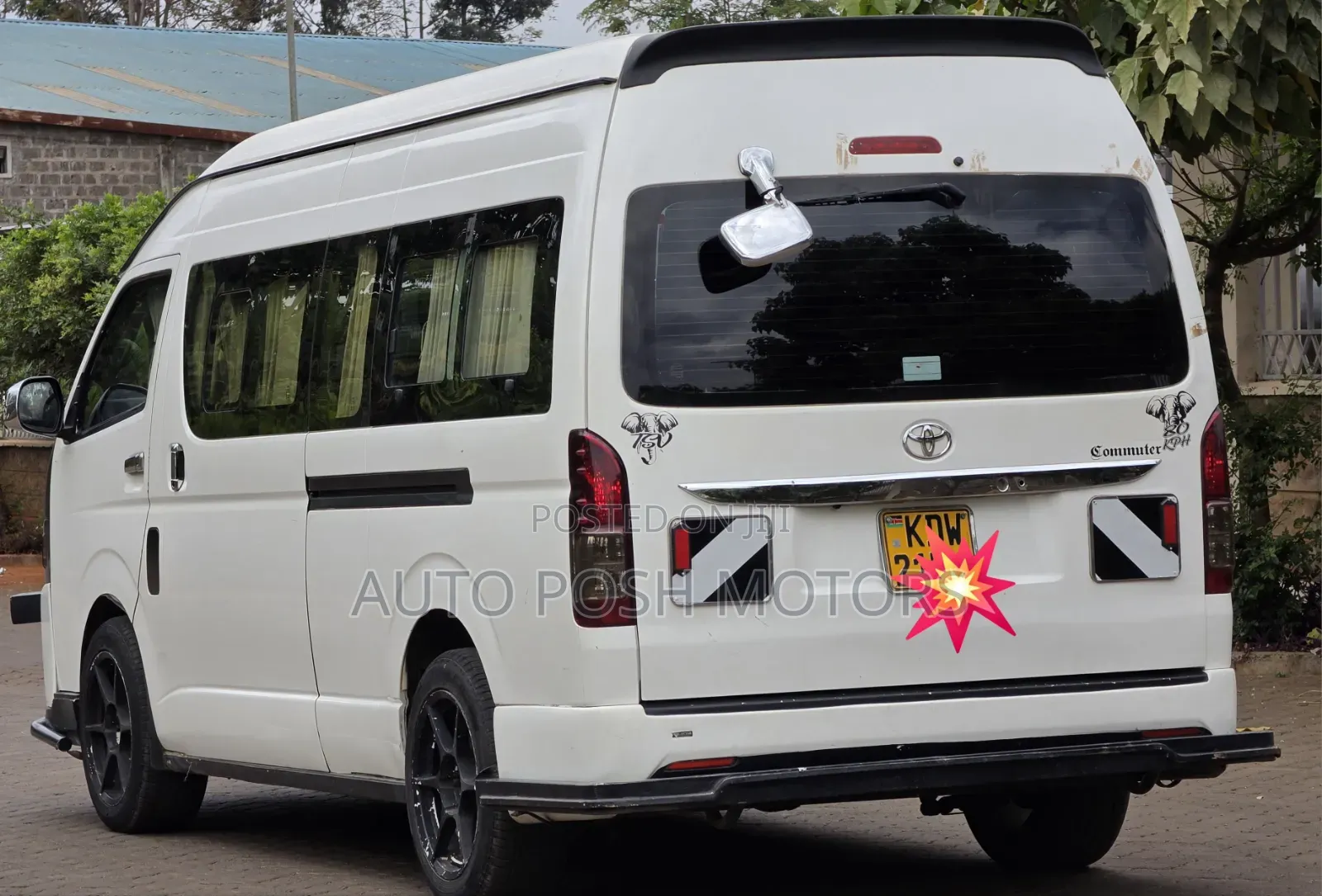 Toyota HiAce 2018 White