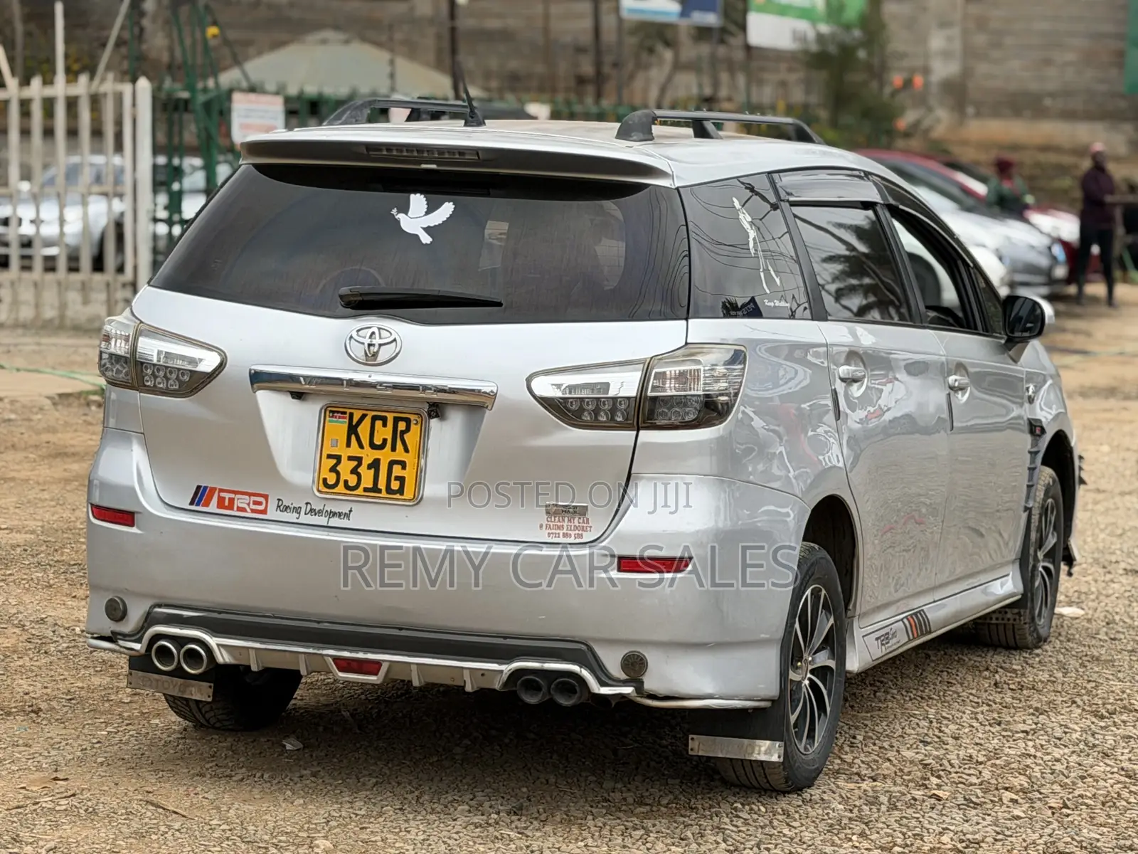 Toyota Wish 2011 Silver