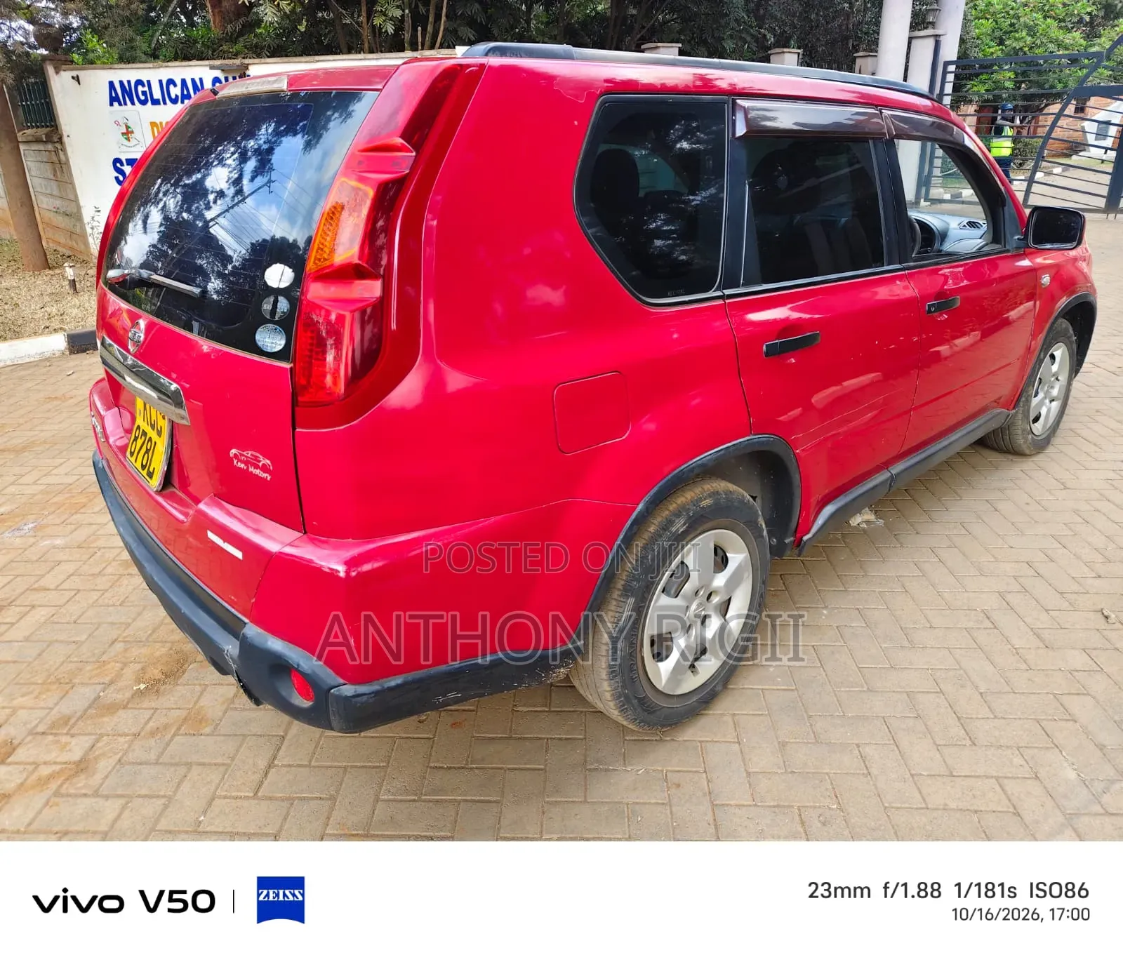 Nissan X-Trail 2.0 Petrol XE 2009 Red