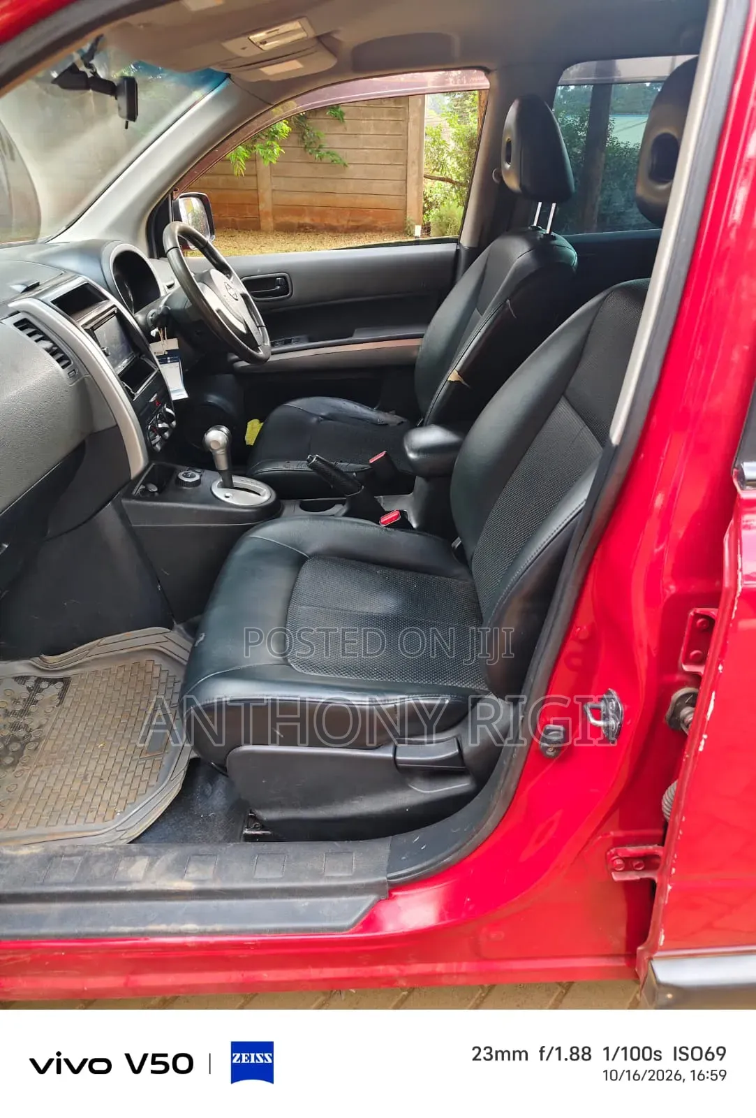 Nissan X-Trail 2.0 Petrol XE 2009 Red