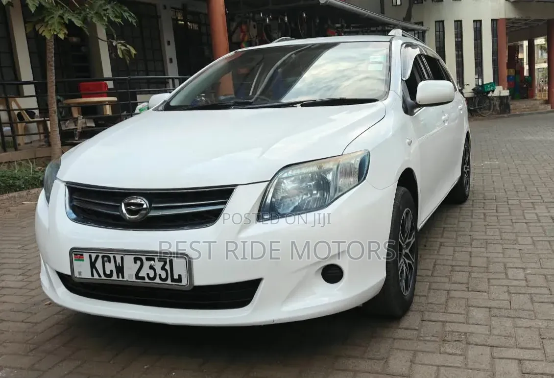 Toyota Corolla Fielder 1.5 Petrol FWD 2012 White