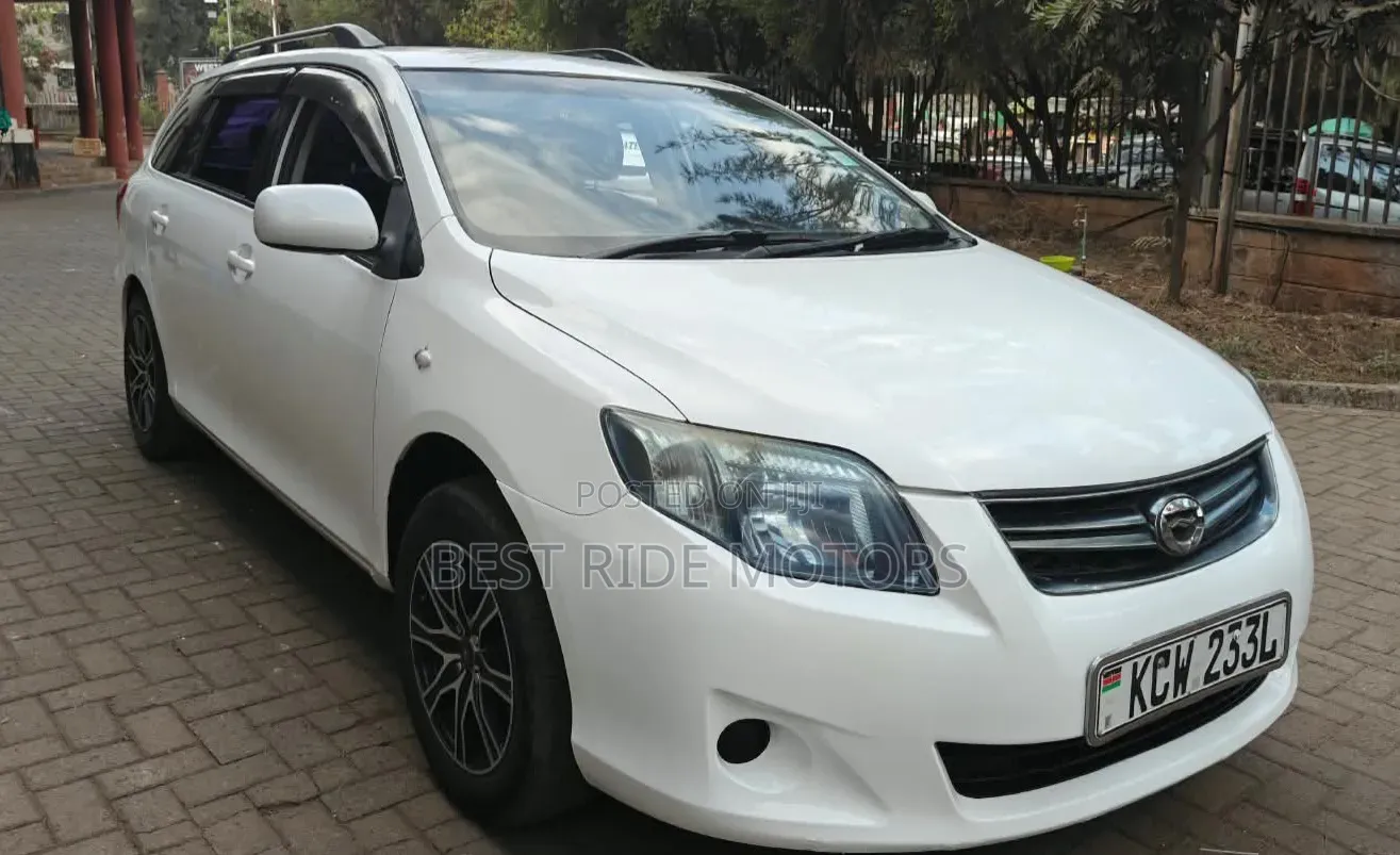Toyota Corolla Fielder 1.5 Petrol FWD 2012 White