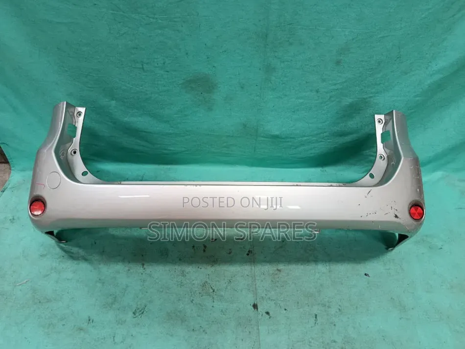 R Bumper Assy Toyota Noah Zrr70g 2010