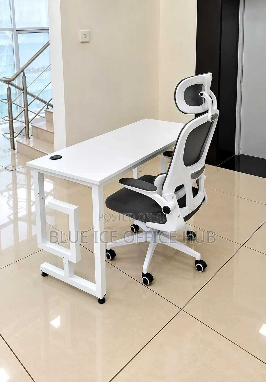 White Office Desk With Ergonomic Office Chair