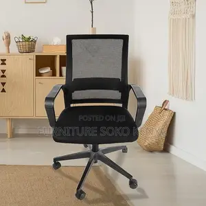 Office Chair : Black Mid-Back Mesh Office Chair