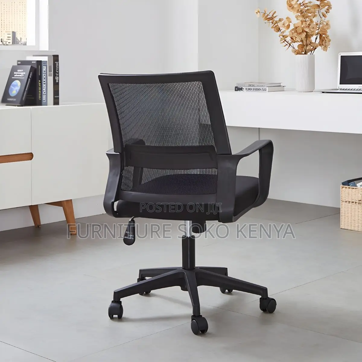 Office Chair : Black Mid-Back Mesh Office Chair
