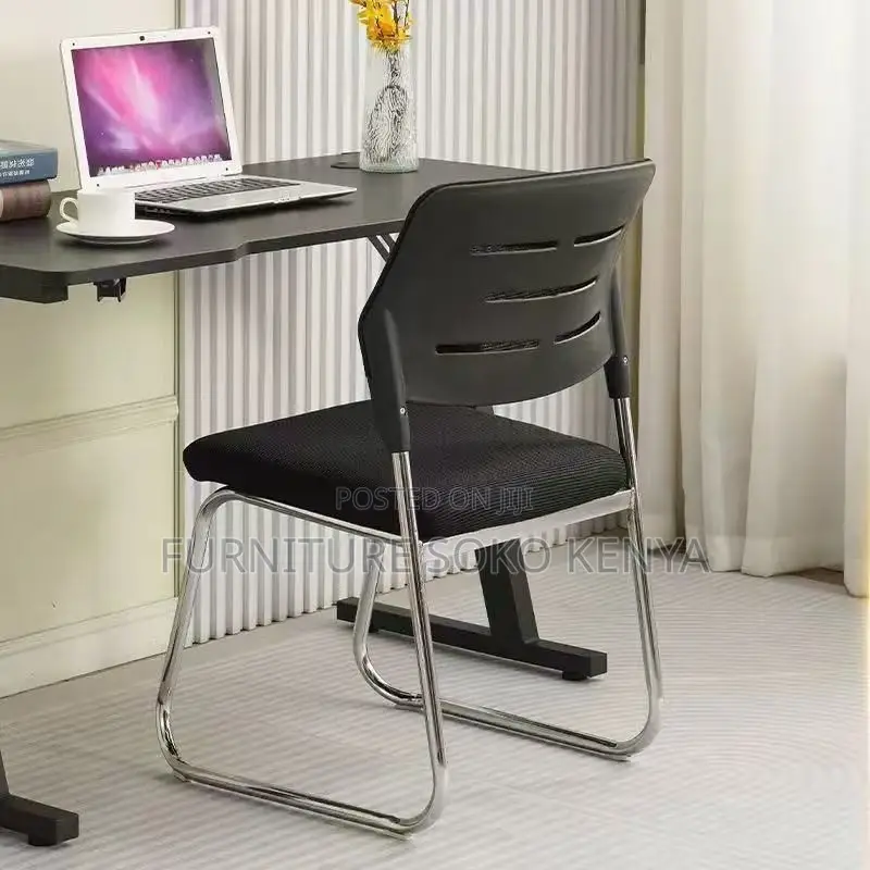 Office Chair : Black Mesh & Fabric Office Guest Chair